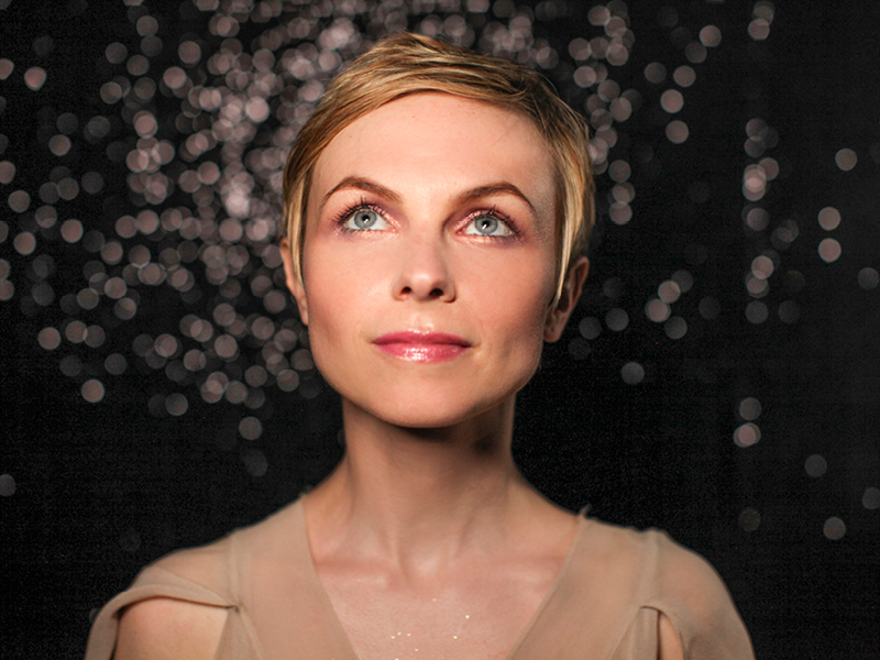 Kat Edmonson image