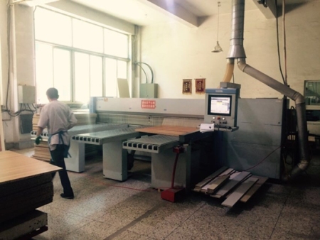 木制bob体育客户端生产设备